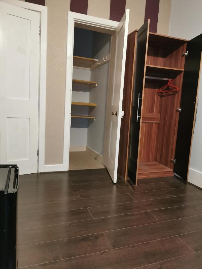 Neat Double Room London Eksteriør bilde