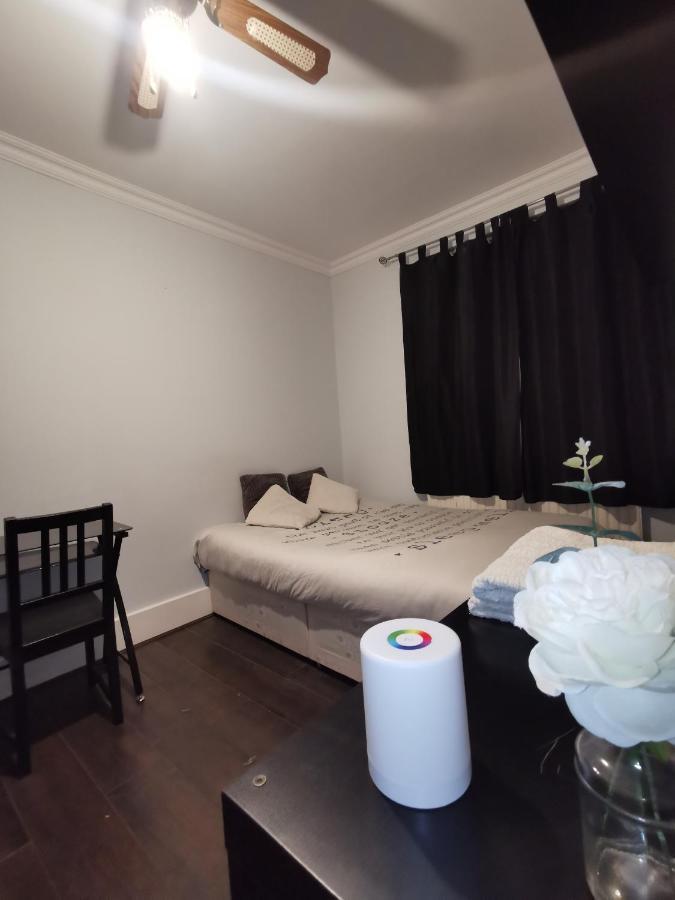 Neat Double Room London Eksteriør bilde