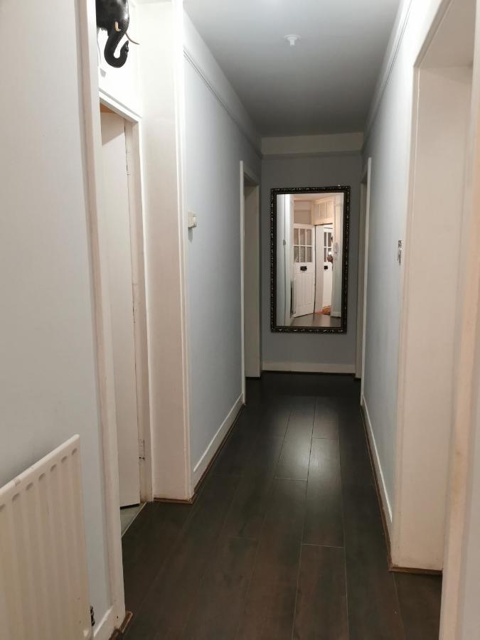 Neat Double Room London Eksteriør bilde